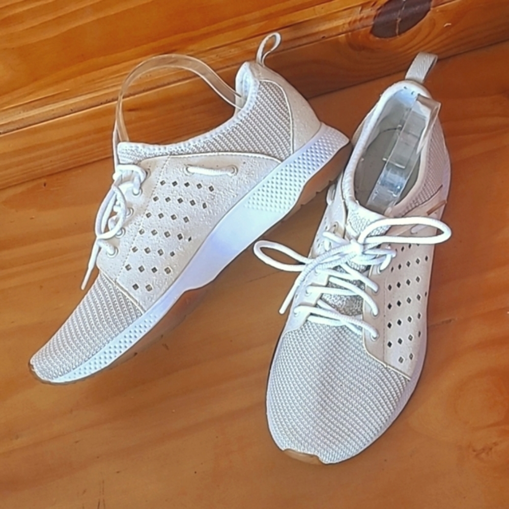 Sperry Neutral Pierced Suede Runners